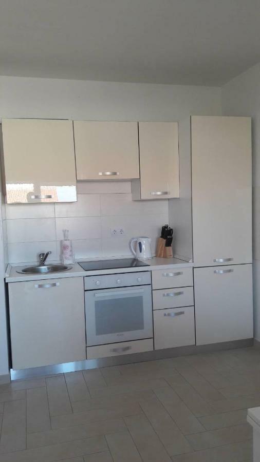 Apartament Nin Zdrijac 2 Zewnętrze zdjęcie