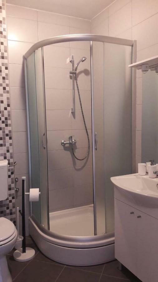 Apartament Nin Zdrijac 2 Zewnętrze zdjęcie